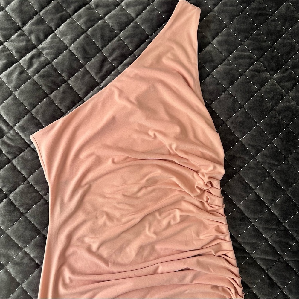 Michael Costello x Revolve Ruched Bodycon Mini Dress in Pink Size Medium - Picture 3 of 8
